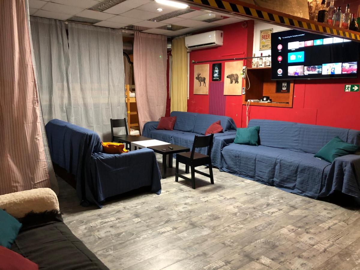 Whole Basement Former Pub2 For Stag Do, Men'S Cave Будапеща Екстериор снимка