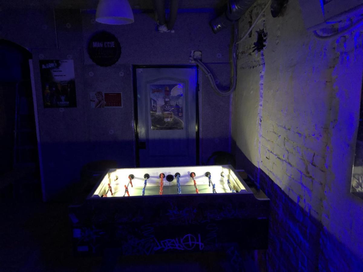 Whole Basement Former Pub2 For Stag Do, Men'S Cave Будапеща Екстериор снимка