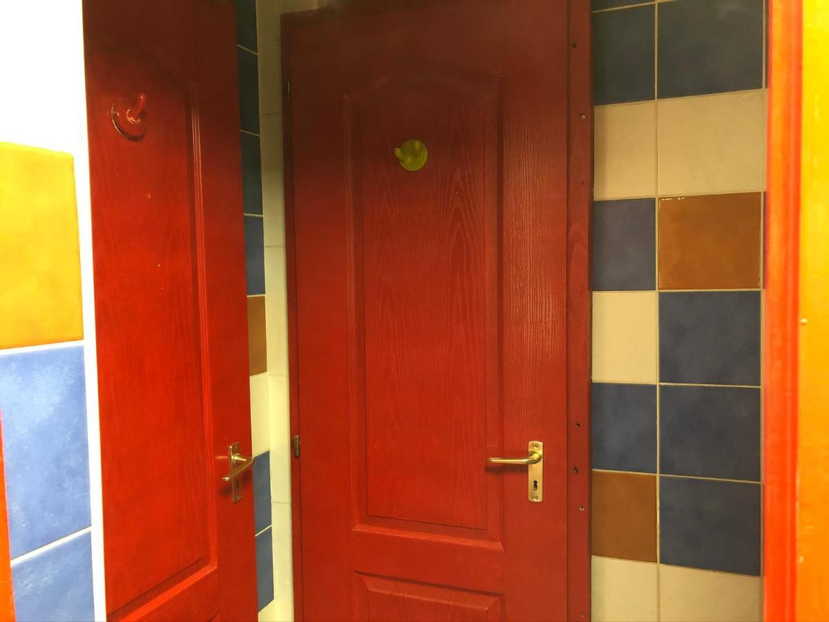 Whole Basement Former Pub2 For Stag Do, Men'S Cave Будапеща Екстериор снимка